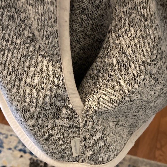 Eddie Bauer Women's Heathered Gray V neck pullover Sweater - Picture 6 of 6